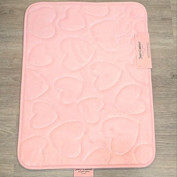 Juicy Couture Home Hearts Bold Logo Memory Foam Plush Bath Rug - Picture 4 of 6